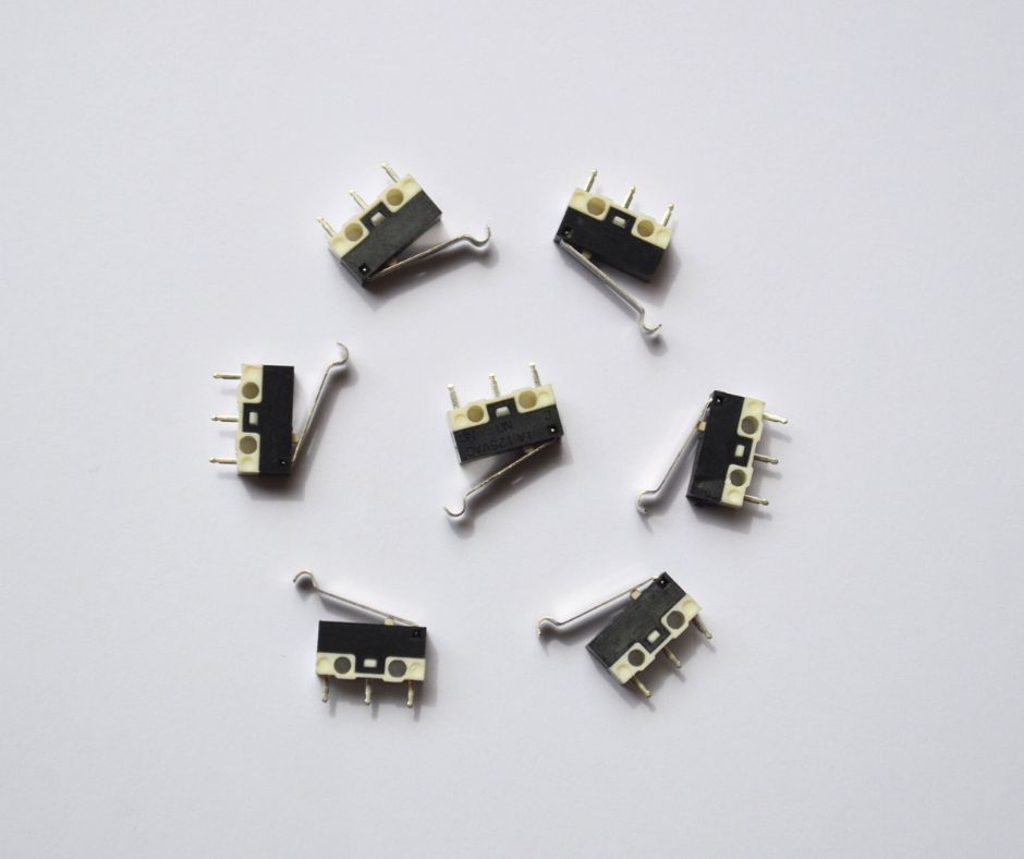 New products RJSD-M1-04P-30-3 micro switches, internal switches, small plastic switches, long lasting and durable, RJS Electronics Ltd